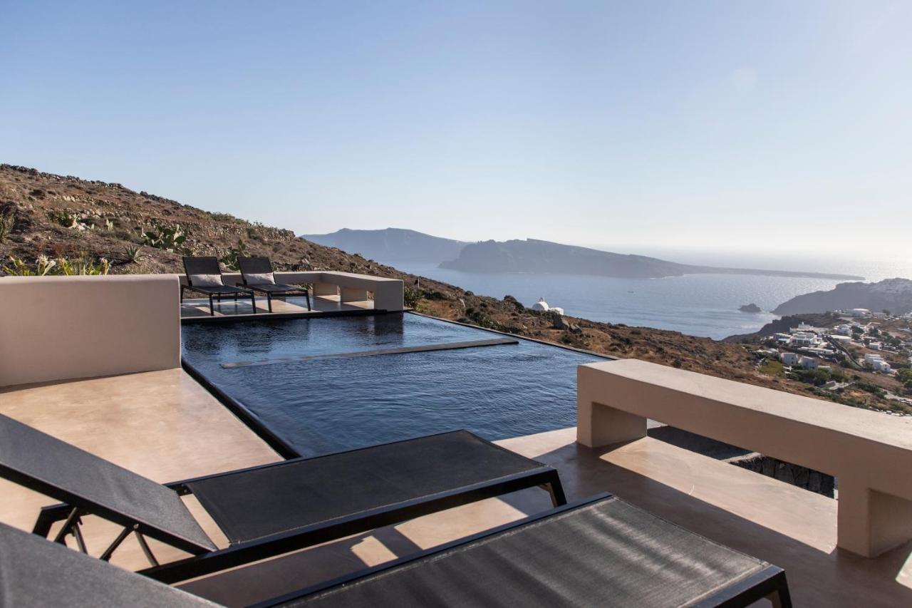 Nimbus Santorini Aparthotel Oia  Exterior photo