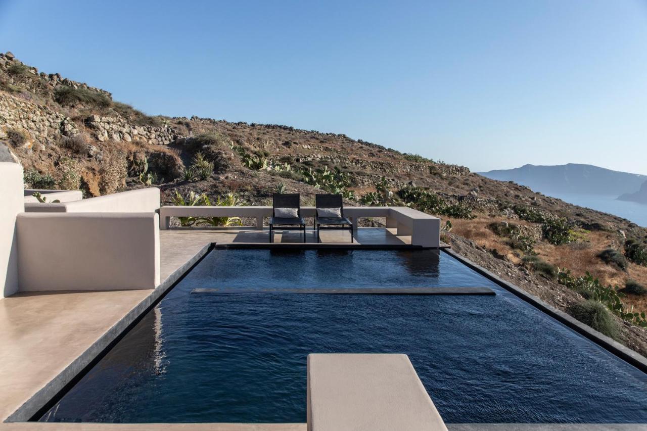Nimbus Santorini Aparthotel Oia  Exterior photo