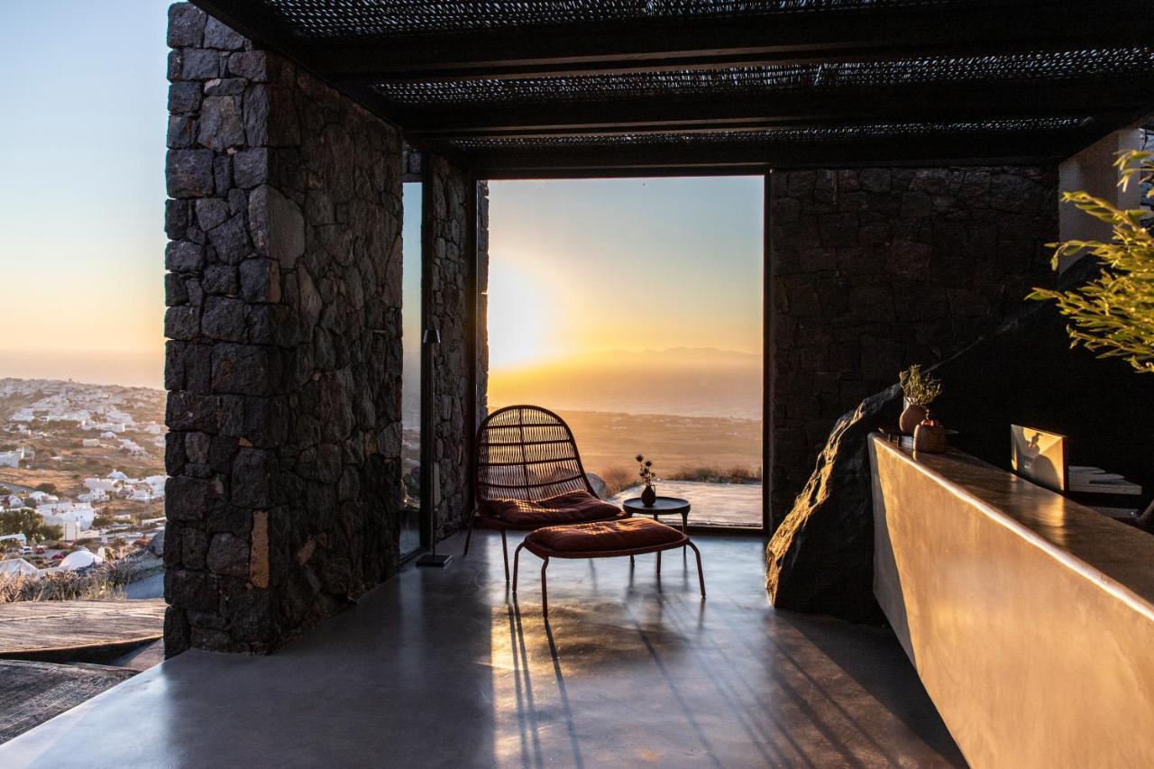 Nimbus Santorini Aparthotel Oia  Exterior photo